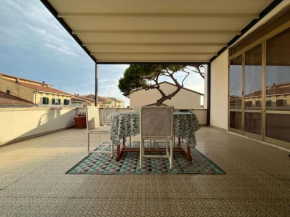 Appartamento molto spazioso via Buonarroti Viareggio